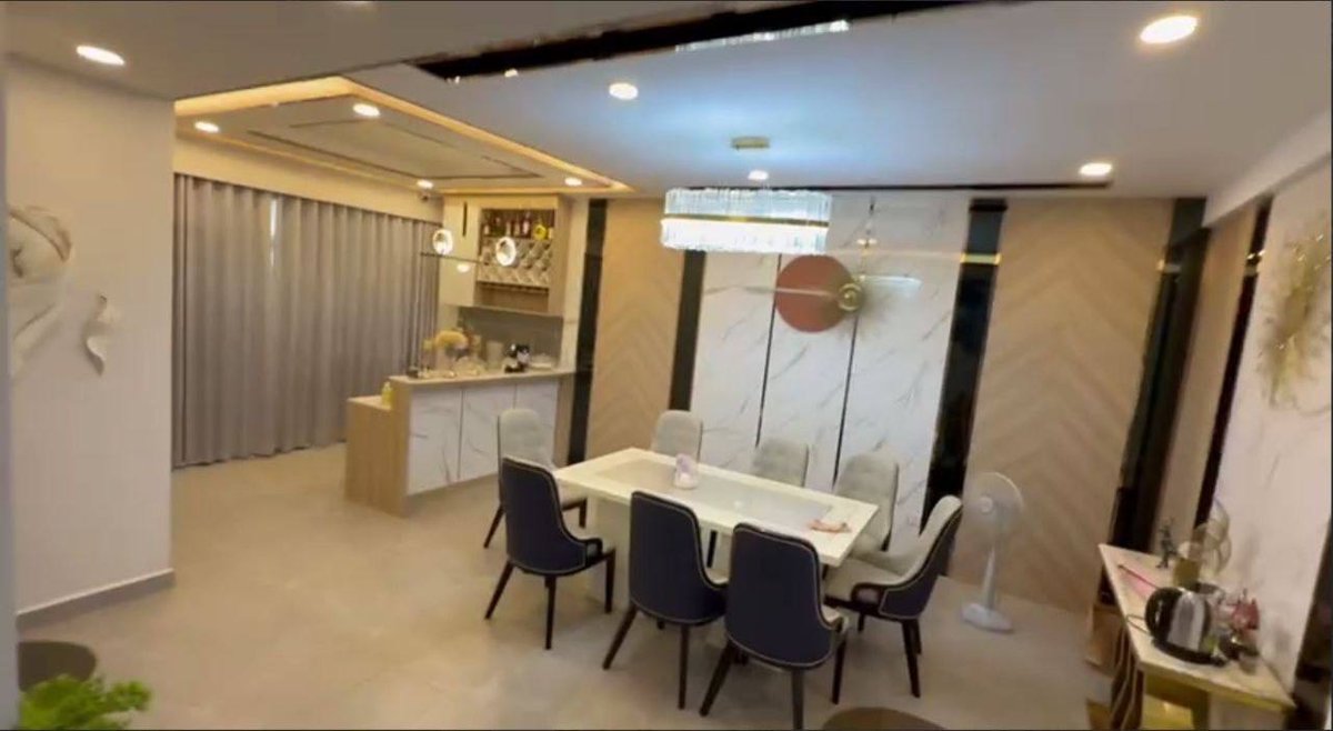 永旺3附近洪森大道Woodland小区双拼别墅出租