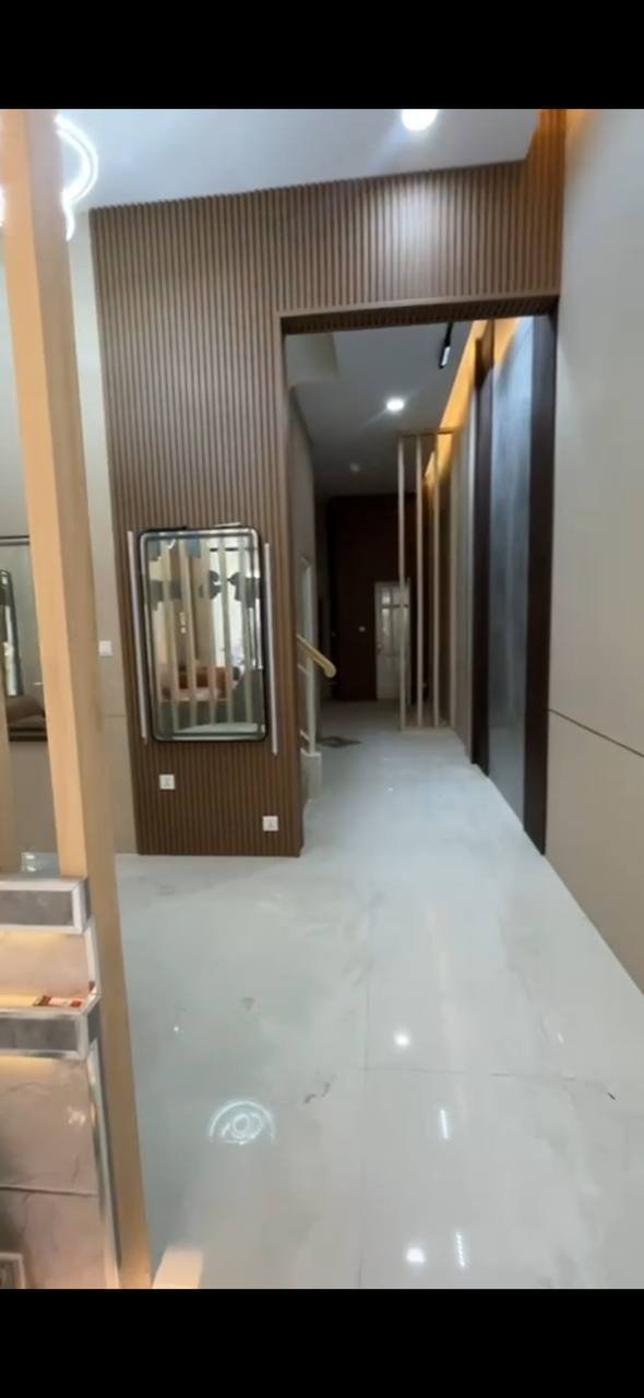 一号路炳发城大马路店铺出租