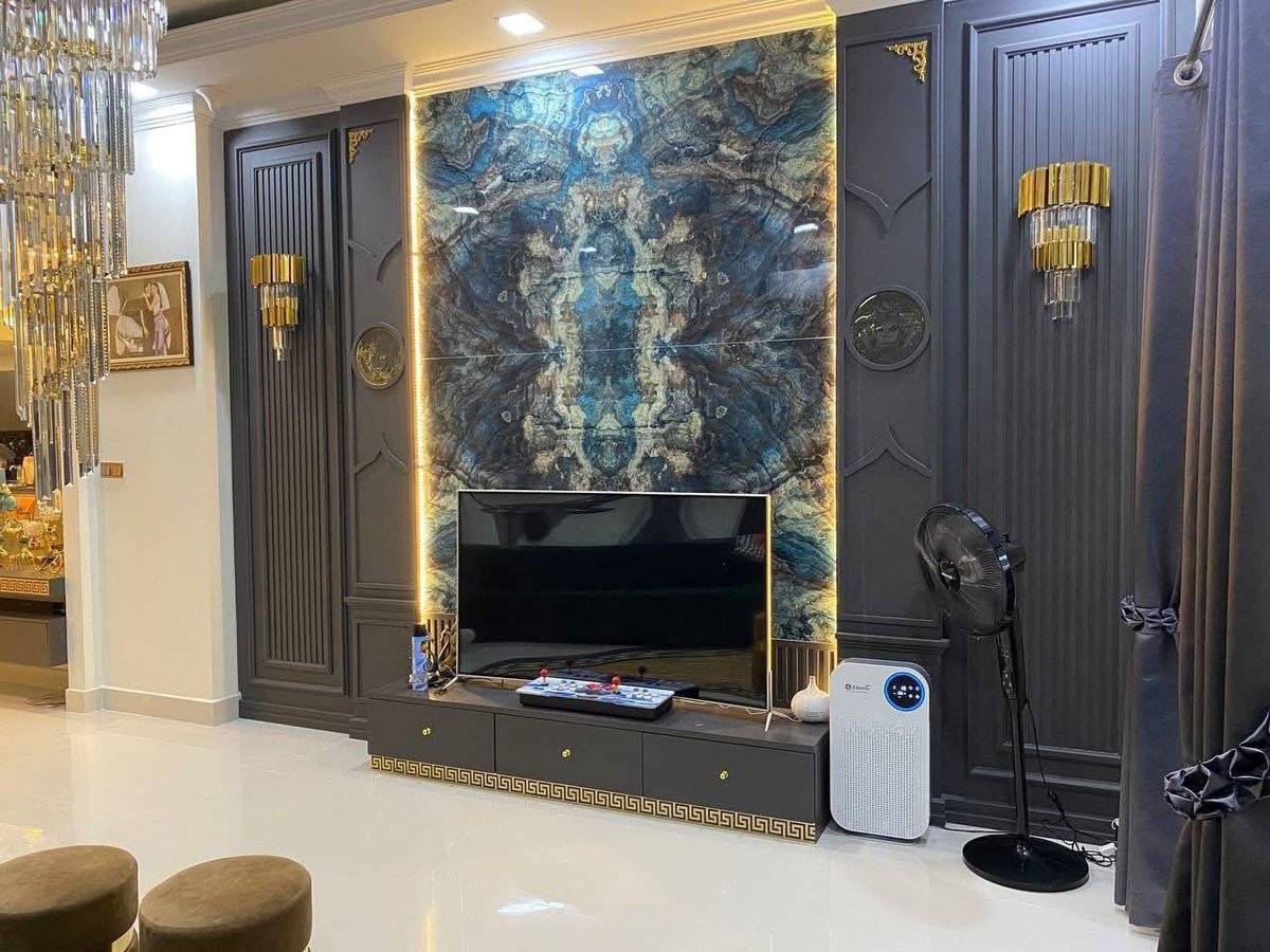 一号路炳发集团联排别墅出租 月租$1800家具齐全