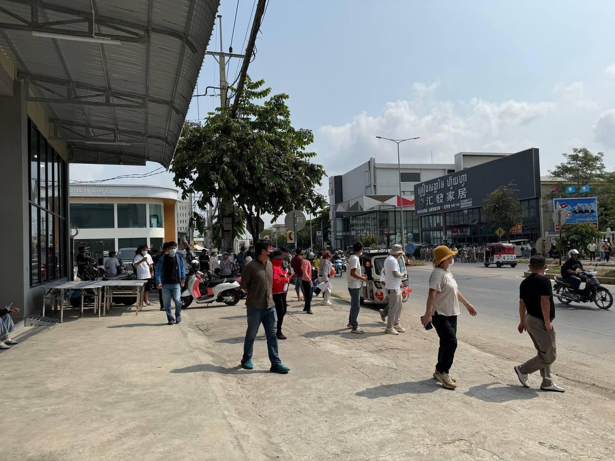 Huione Pay客户在柬埔寨国家银行门前抗议 追讨被冻结资金无果