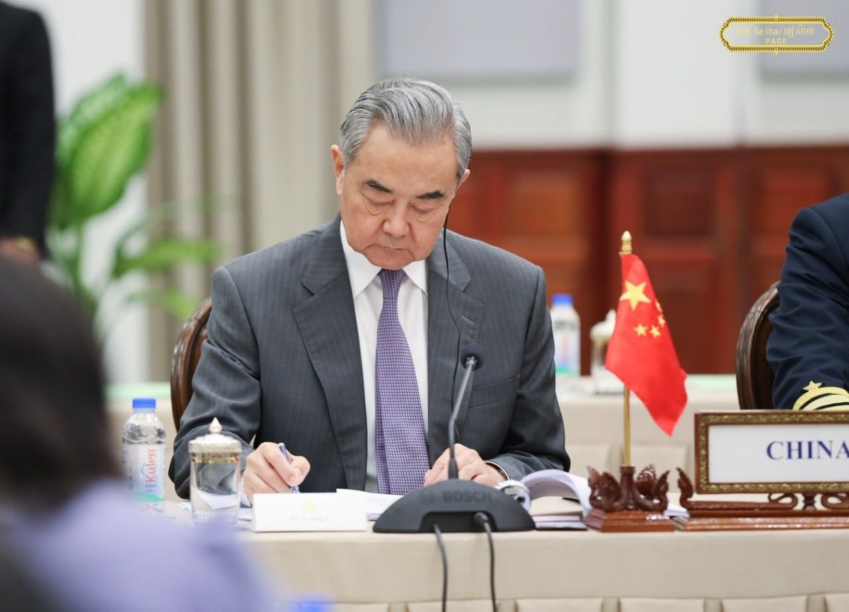 柬中举行首次“2+2”战略对话机制会议