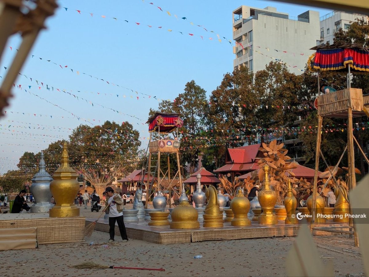 金边塔仔山迎接高棉新年庆典