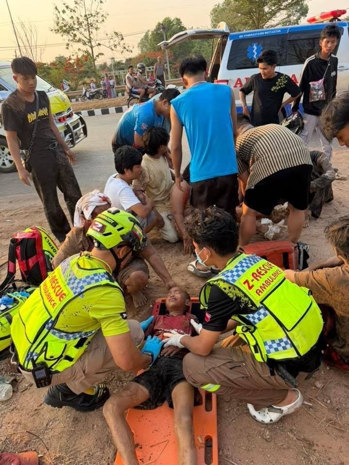 妙瓦底市发生一起交通事故致6人受伤