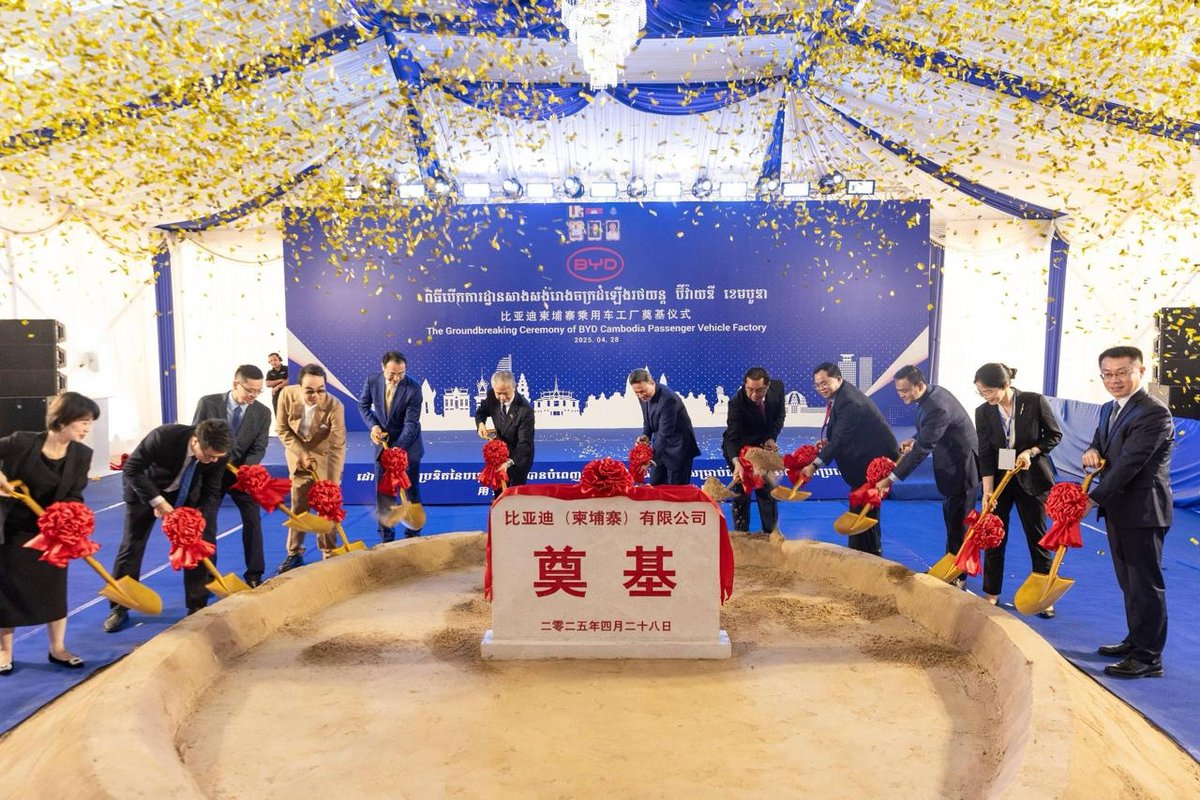 中国驻柬大使汪文斌发表柬新年贺词