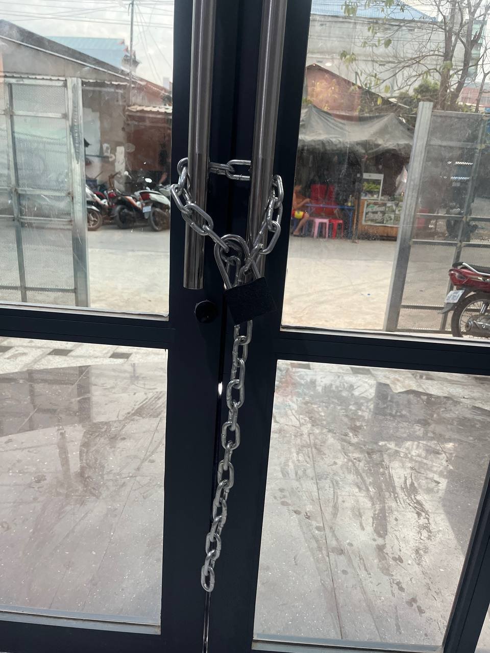 波贝凤凰集团非法拘禁求助