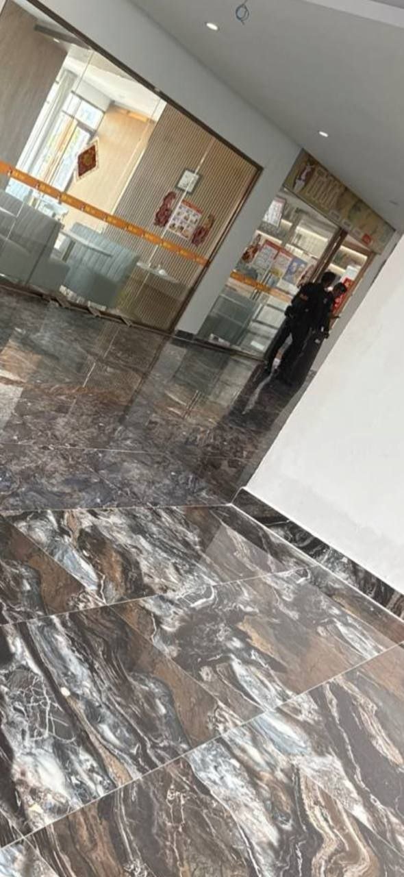 西港OB5公寓宪兵检查预警