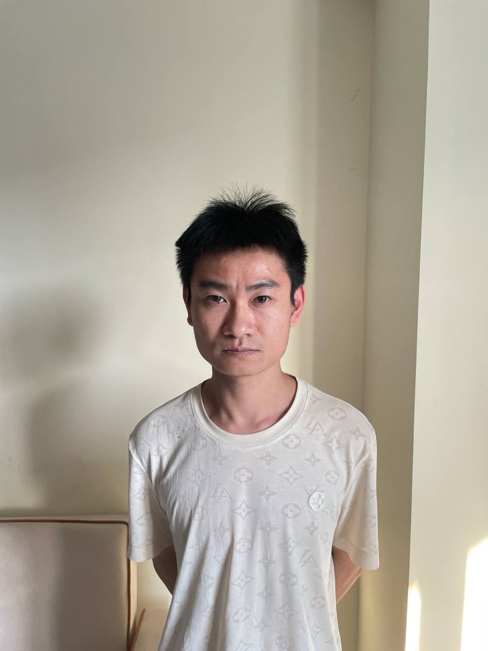 关于涉嫌犯罪人员“李飘”的社会曝光与通缉线索征集