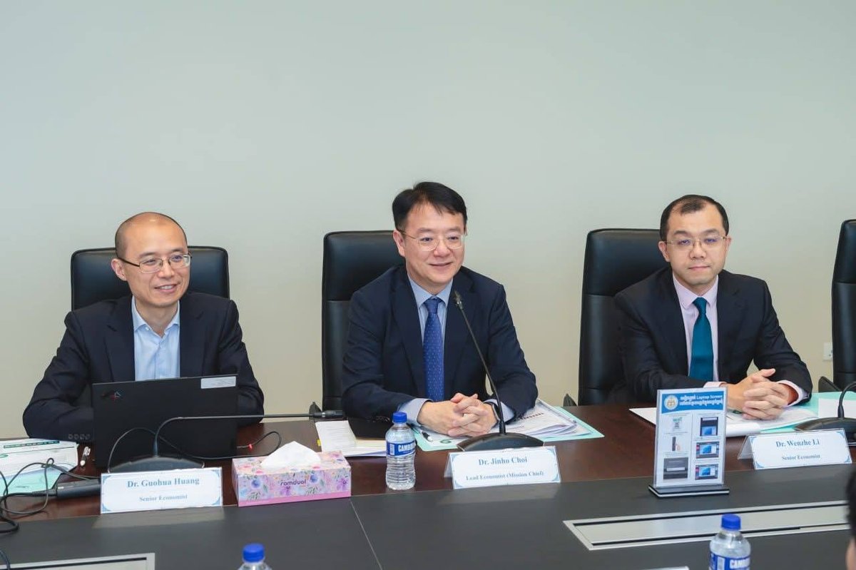 柬埔寨税务总局与东盟+3宏观经济研究办公室举行年度讨论会
