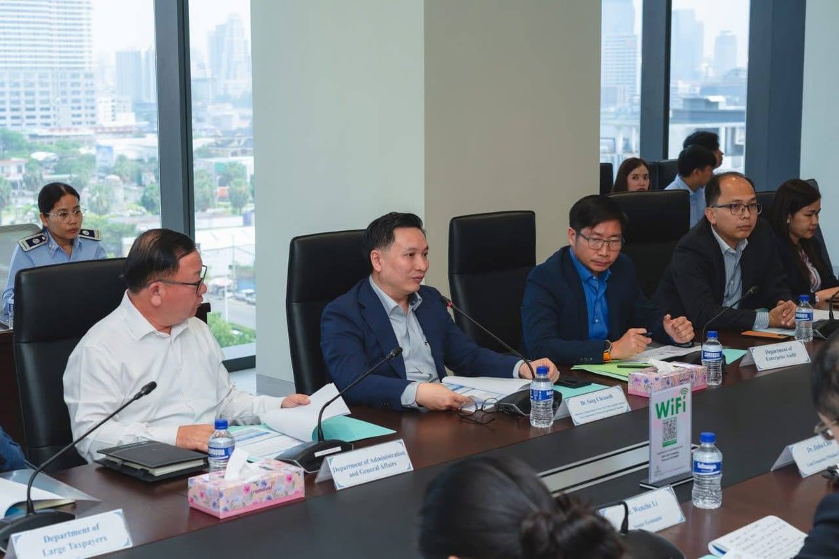 柬埔寨税务总局与东盟+3宏观经济研究办公室举行年度讨论会
