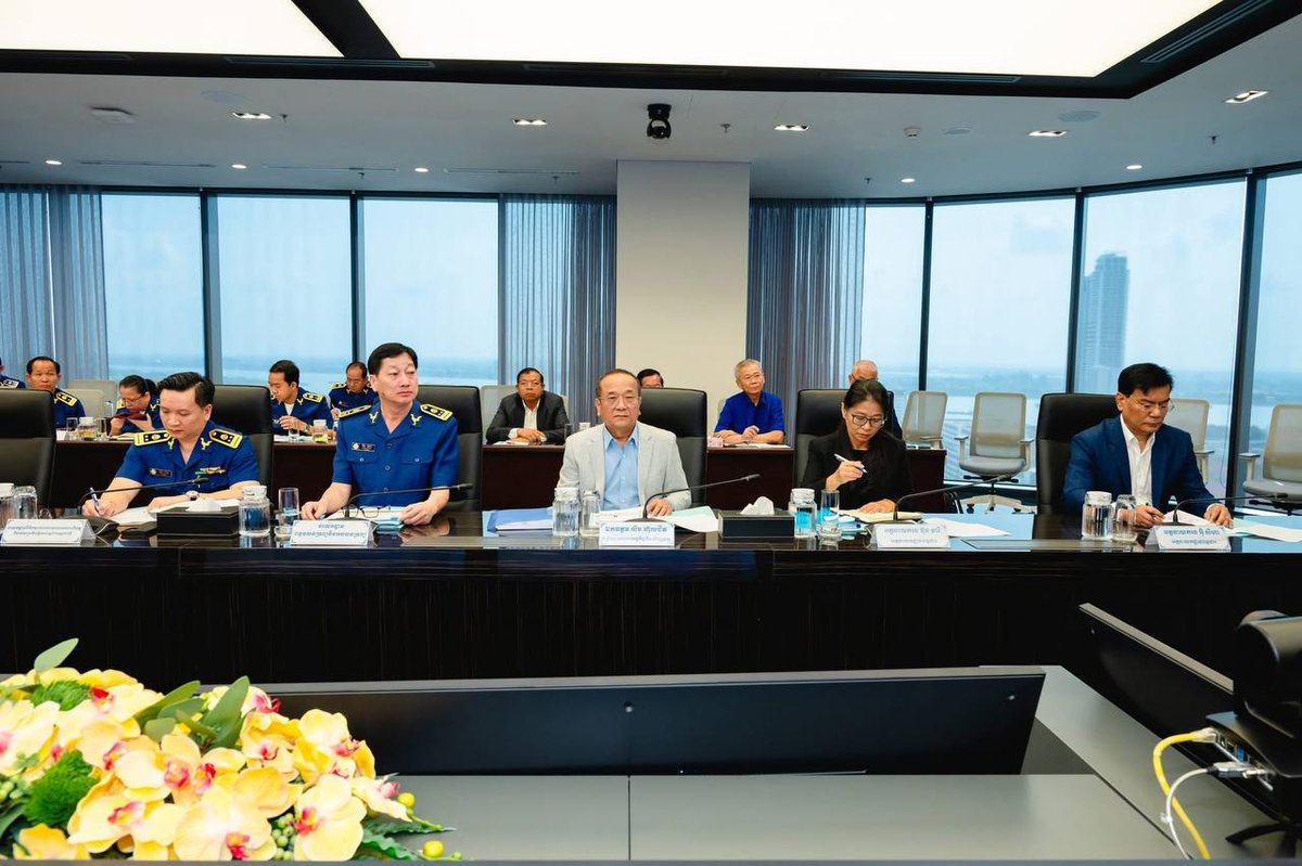 税务总局召开第一季度工作总结会议 强调税收征管