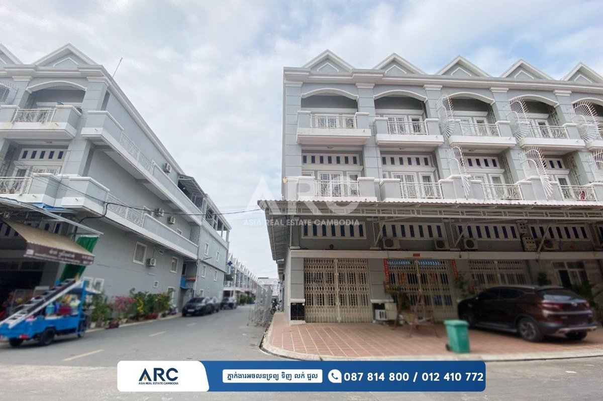 金边堆谷区/朗哥区 Borey Phnom Penh Sok San 联排边户出售