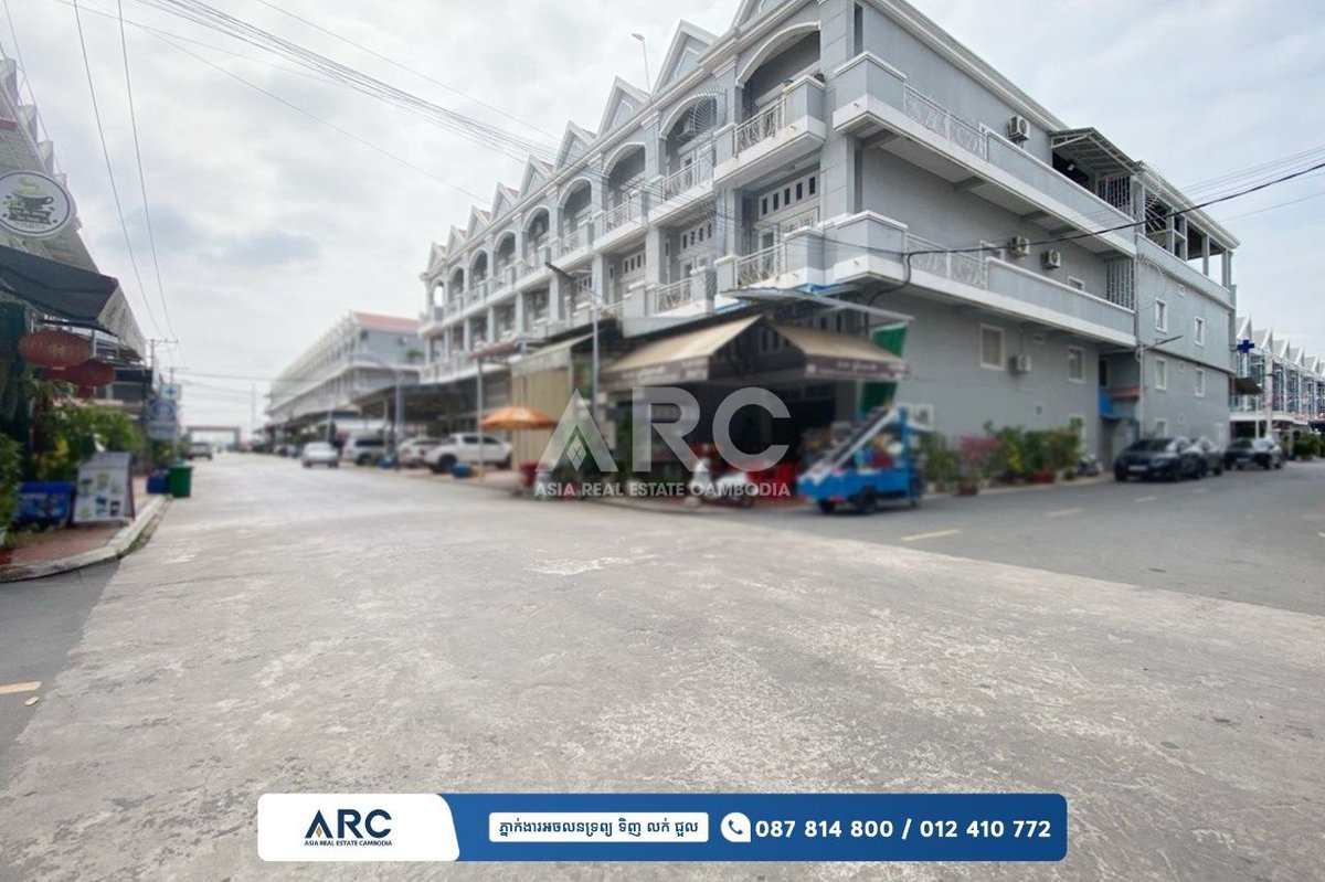 金边堆谷区/朗哥区 Borey Phnom Penh Sok San 联排边户出售
