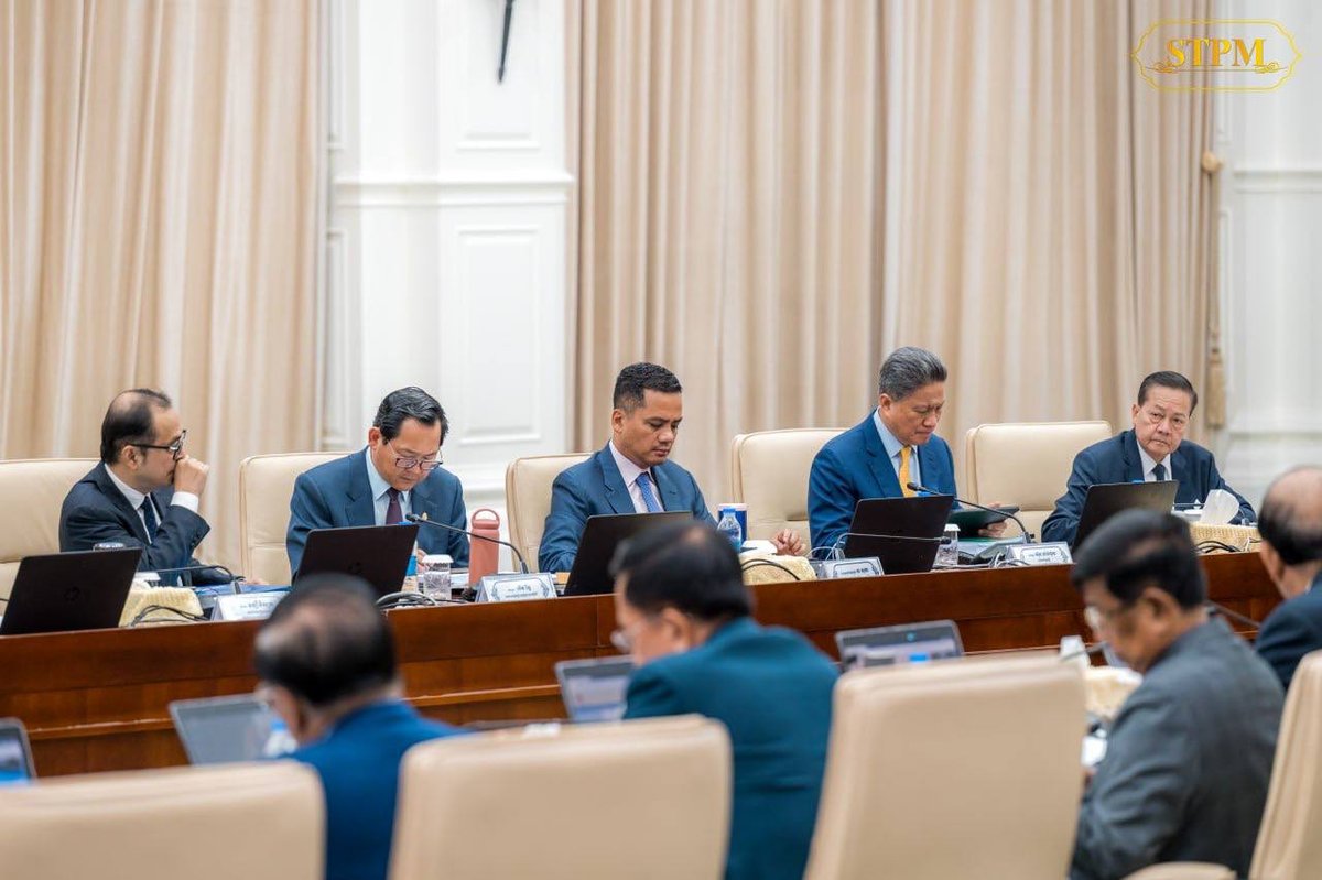 洪玛奈首相主持召开内阁全体会议