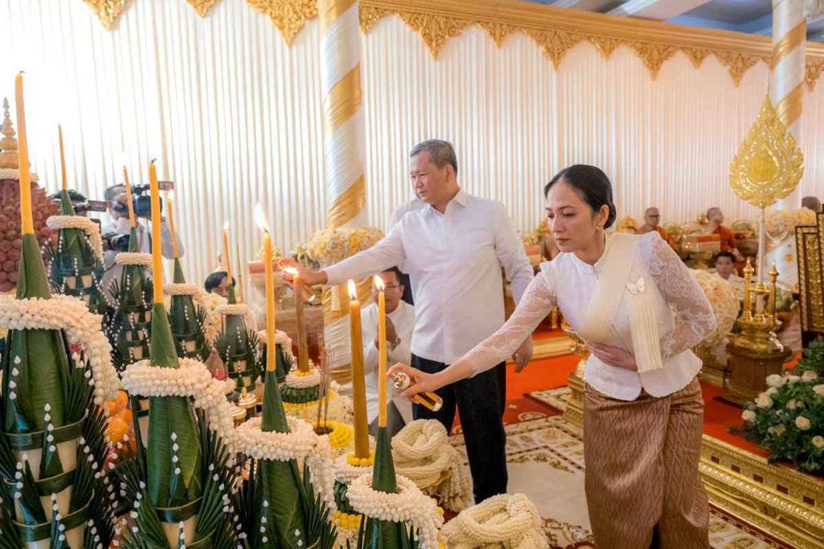 洪玛奈首相夫妇出席僧王102岁寿辰庆典