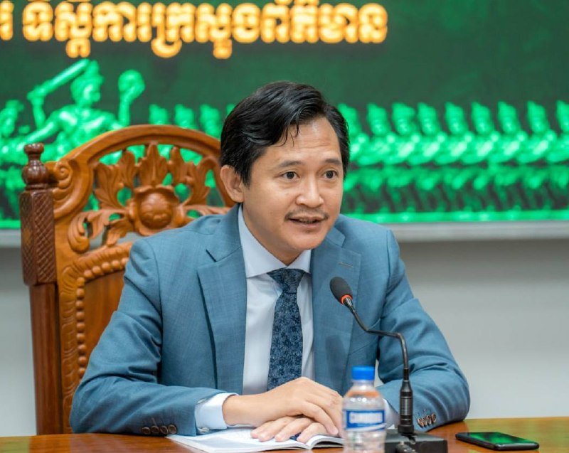 华尔街日报回应柬埔寨新闻部指控 争议报道引发外交关注
