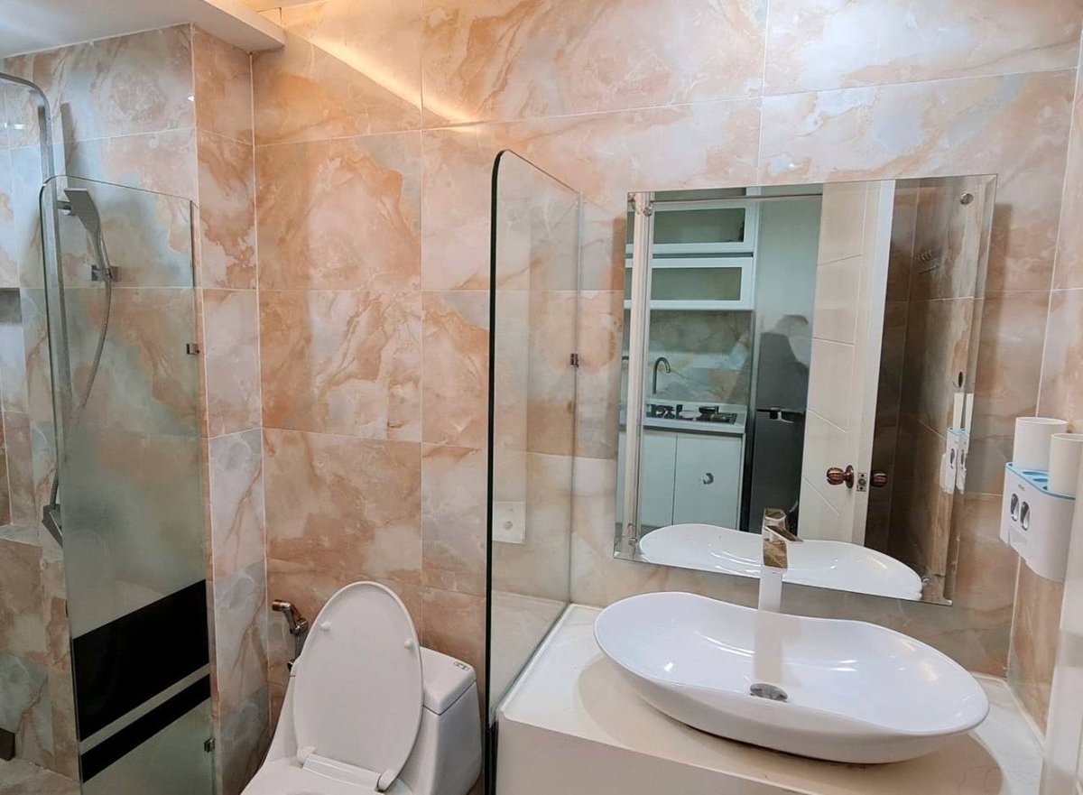 Condo UK 618公寓现有一间单身公寓(Studio)招租,月租金$190