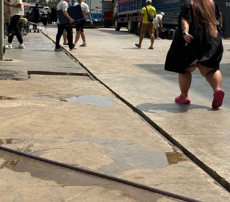 波贝金海园区突击清空设备并封锁人员以应付检查