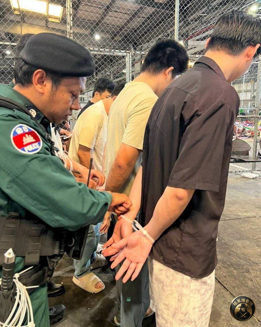 柬埔寨遣返327名涉诈中国籍人员