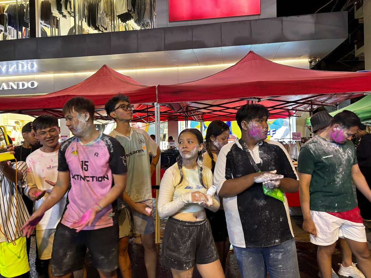 金边提前开启柬新年庆祝活动