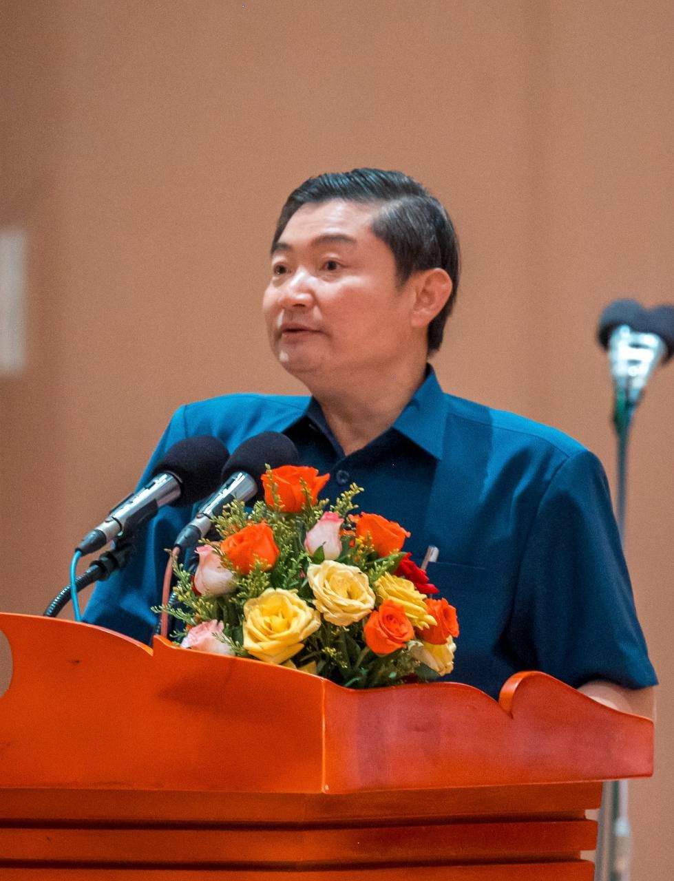洪玛奈出席国际劳动节纪念活动 强调提升劳工权益与职业技能标准