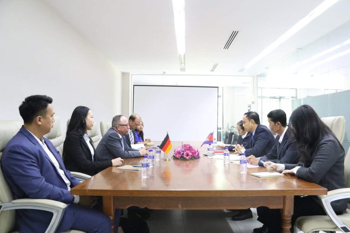 柬埔寨发展理事会与德国大使会谈 聚焦青年领导力与社会经济发展