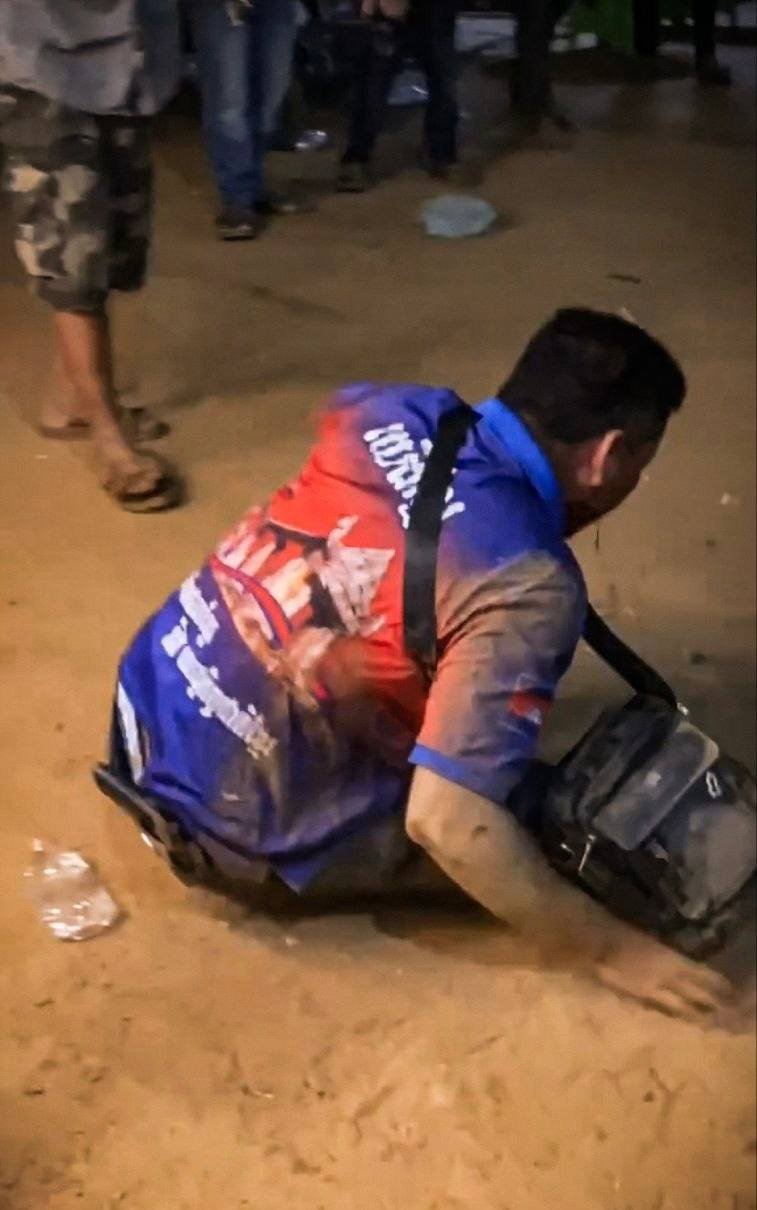 磅湛省警官在处理斗殴事件时遭利器袭击 嫌疑人已被当场逮捕