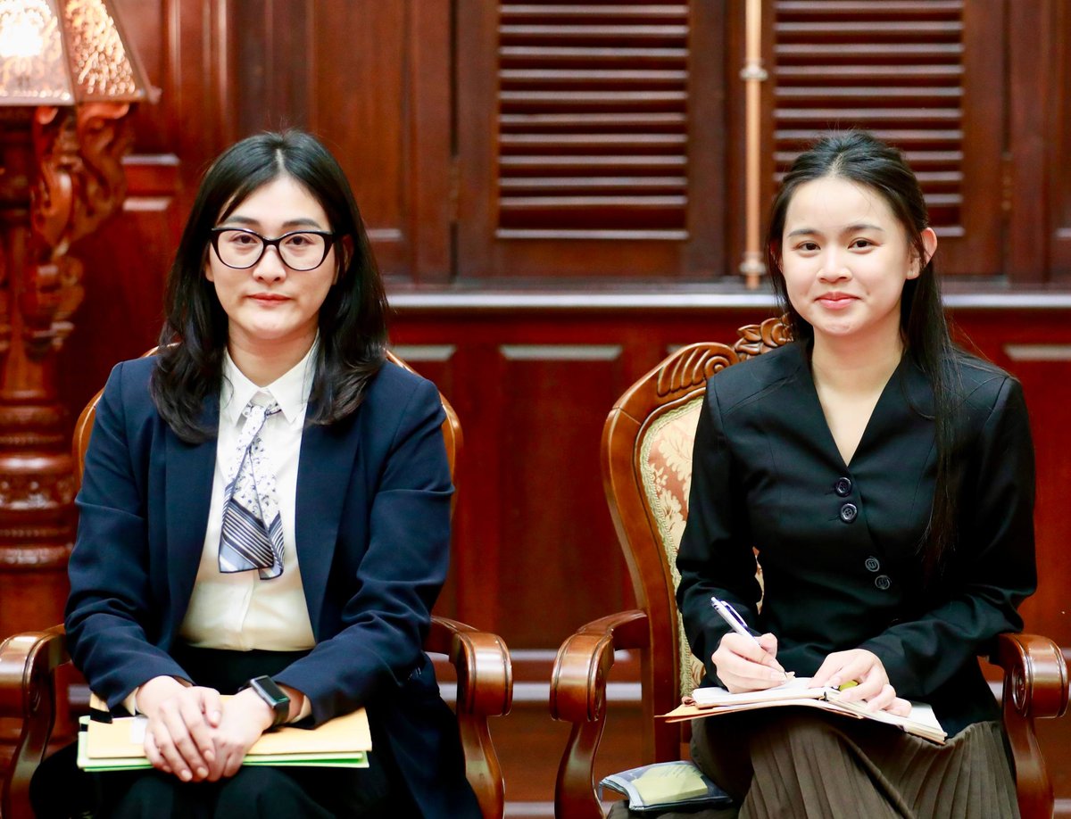 柬埔寨司法部长高乐会见加拿大驻柬大使