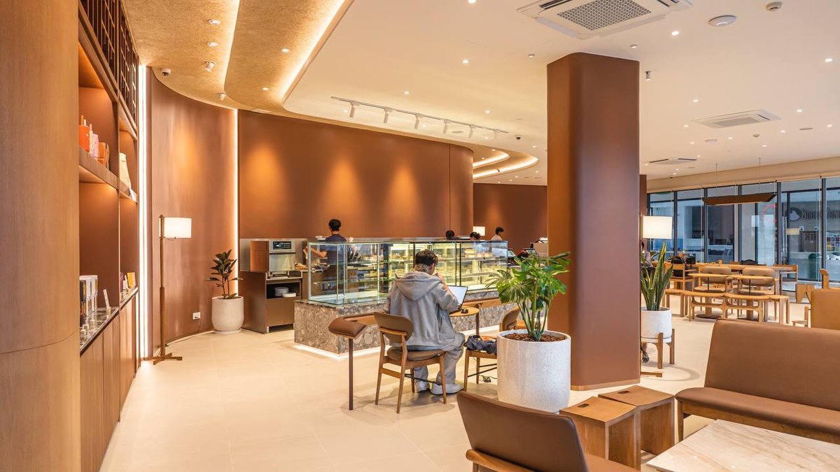 Brown Coffee Kmall Prek Thnoat新店开业