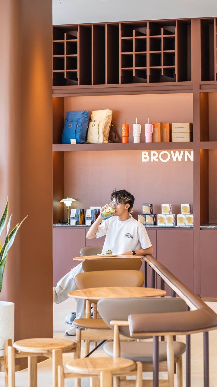 Brown Coffee Kmall Prek Thnoat新店开业
