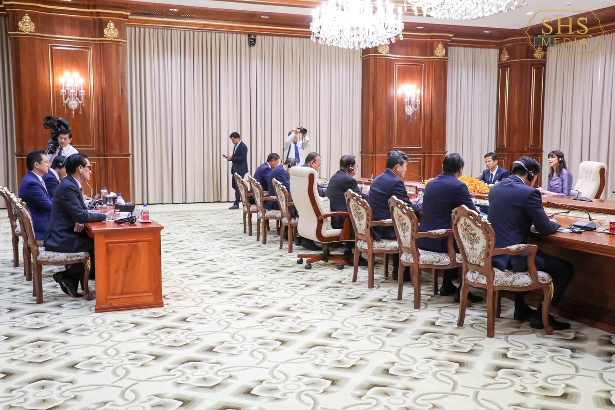 洪森会见联合国新任驻柬协调员 双方探讨合作议程