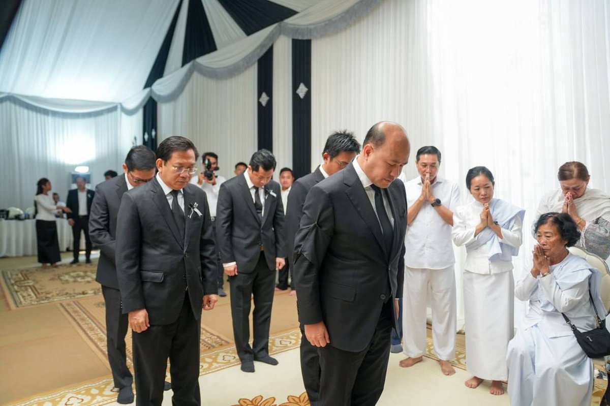 柬埔寨青年联合会悼念“儿童厨房”组织创始人吴奇
