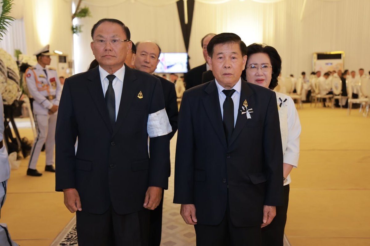柬埔寨勋爵协会主席李永法前往吊唁萨帖总监之母