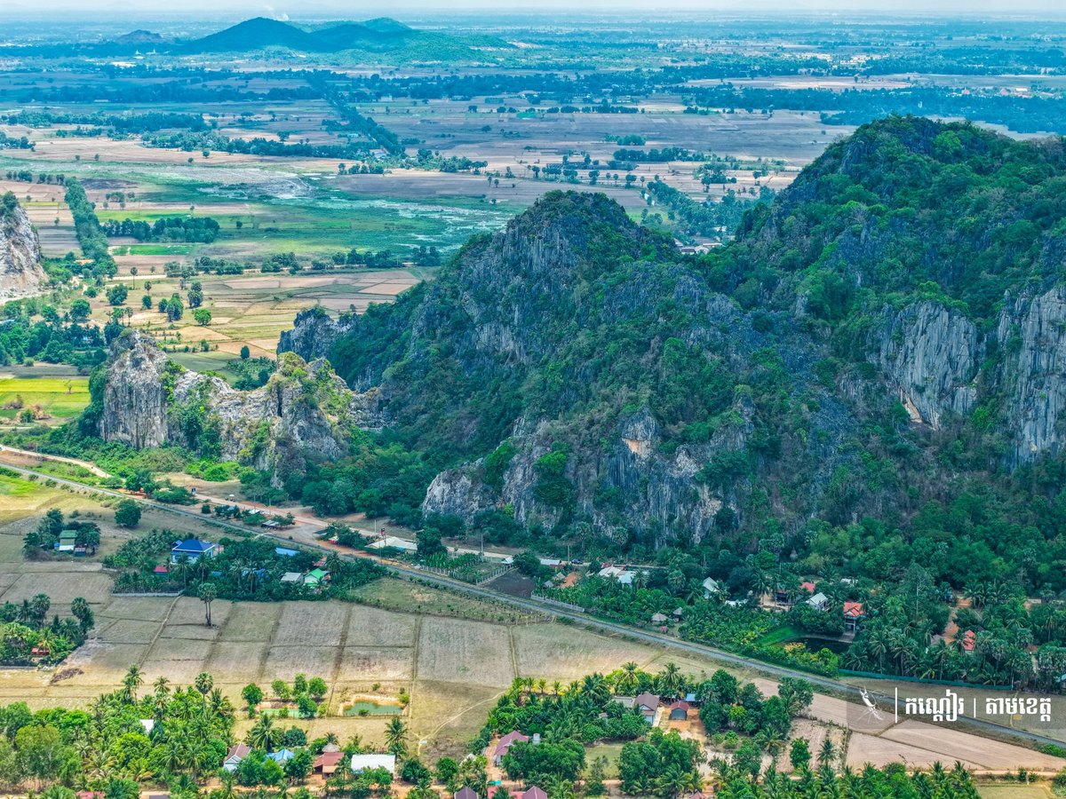 贡布省贡布特拉奇山旅游景点介绍