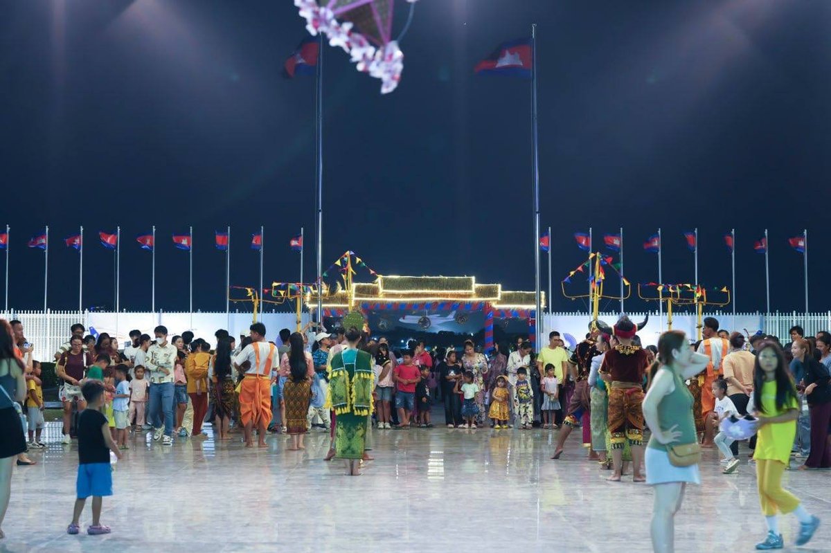 金边旧机场转型公共公园,新年期间开放试运行