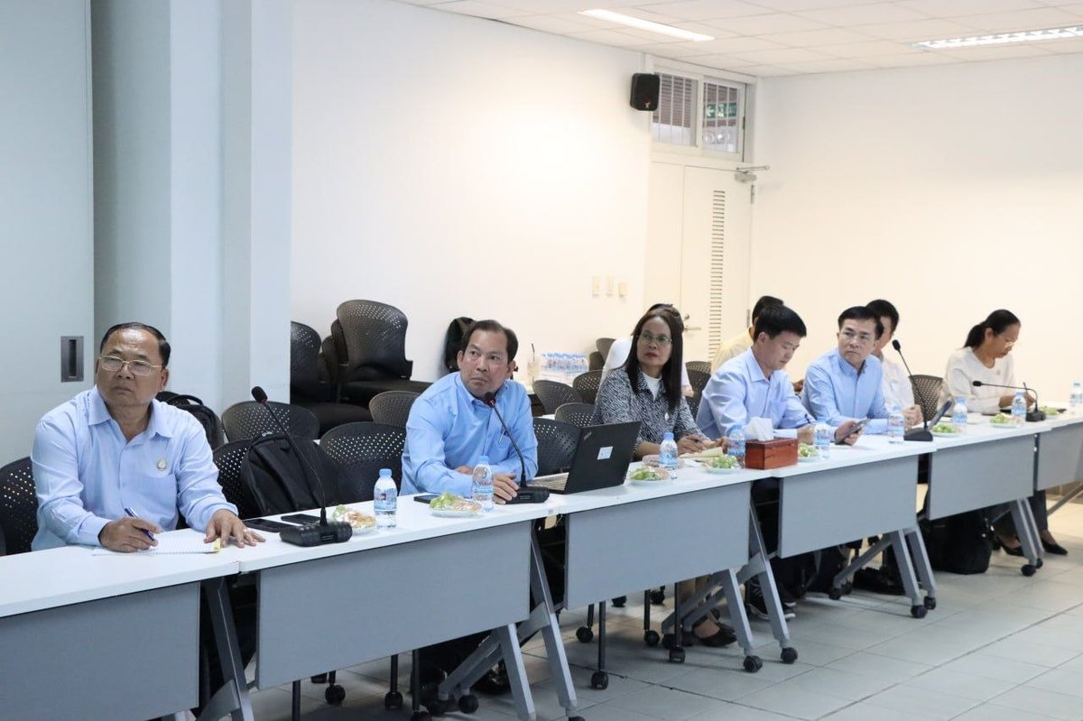柬埔寨国家疫苗接种技术咨询小组召开第二次会议