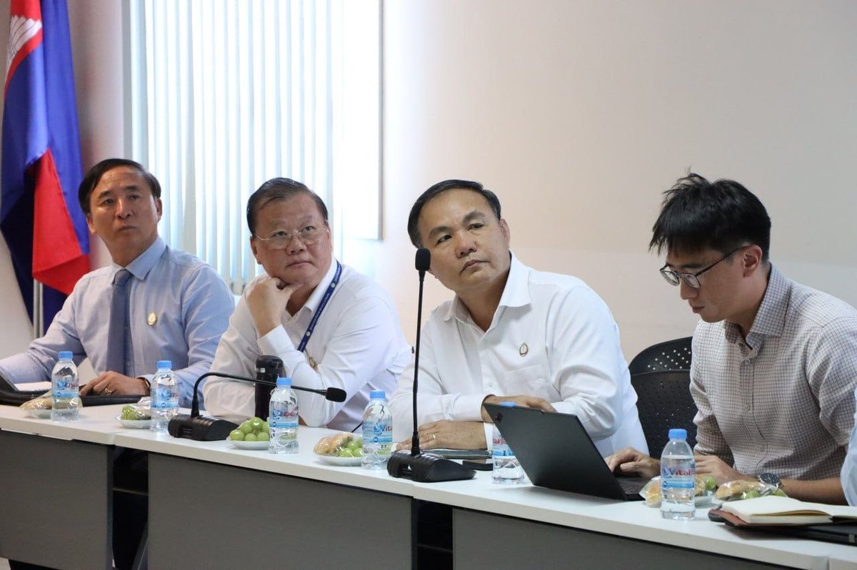 柬埔寨国家疫苗接种技术咨询小组召开第二次会议