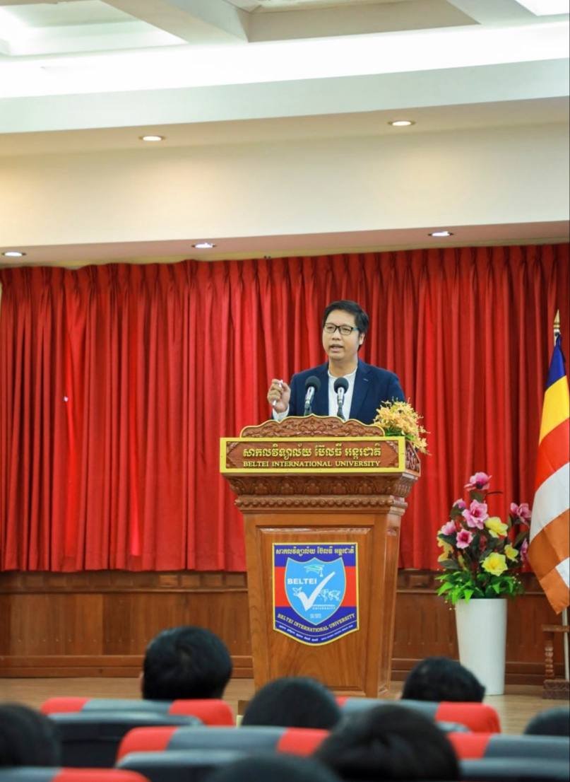 柬埔寨青年联合会官员近日走访贝尔泰国际大学与健康科学大学,向约1350名师生宣讲