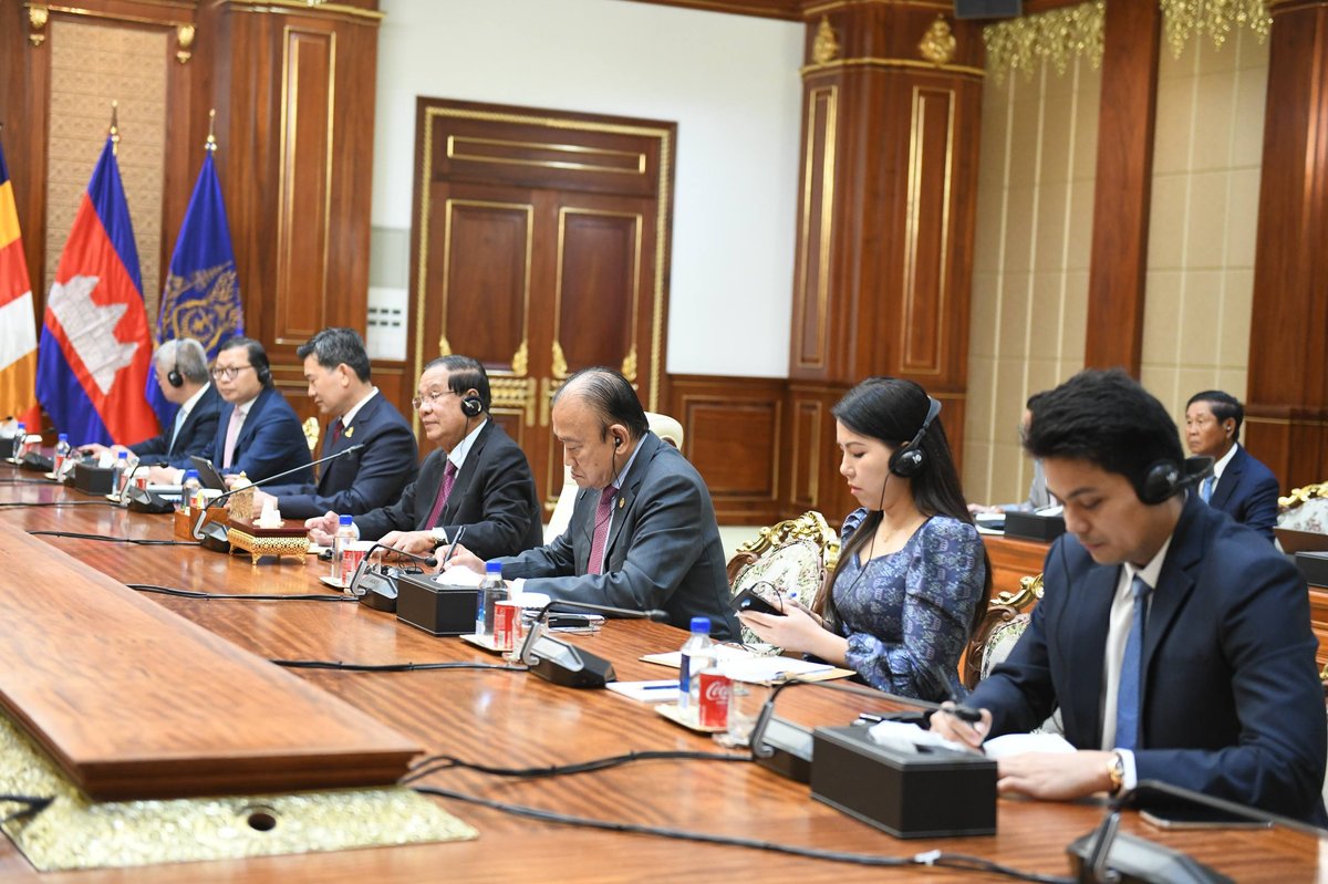 洪森会见韩国仁川商会主席 探讨双边经贸投资合作