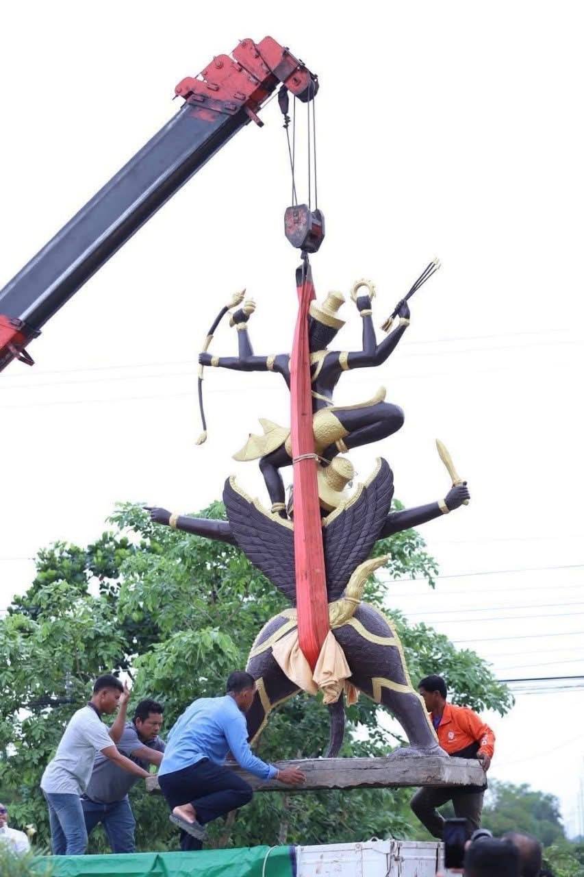 毗湿奴骑金翅鸟像回归暹粒 响应民众诉求