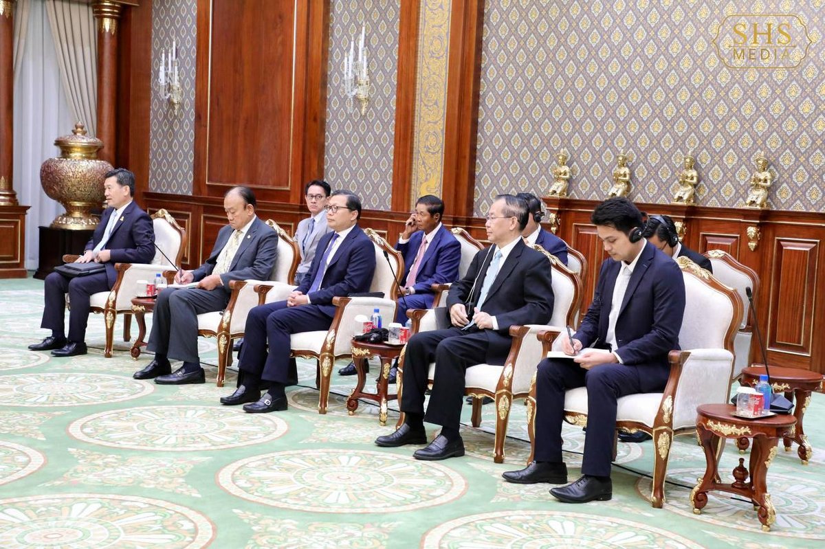洪森会见匈牙利驻柬大使 感谢其任内外交贡献