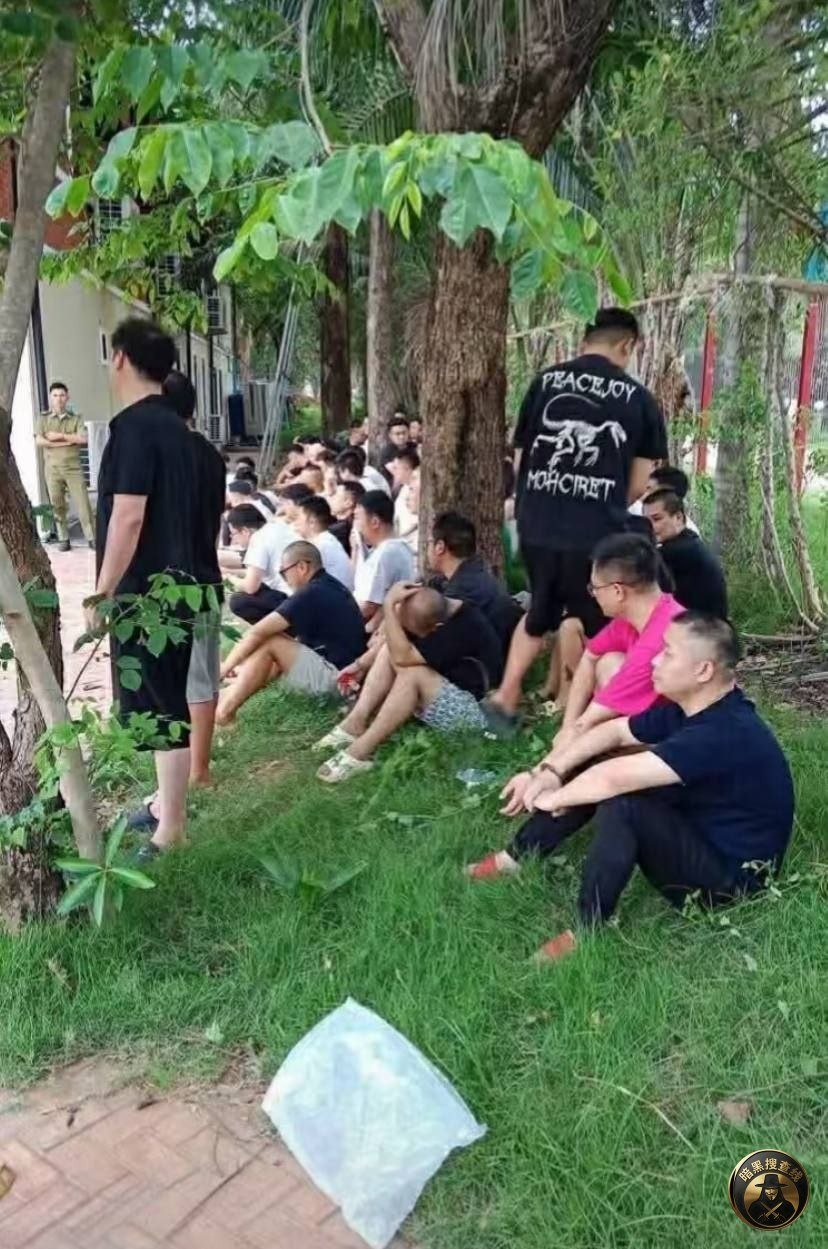老挝沙湾拿吉捣毁电诈窝点 200余名回流人员被捕