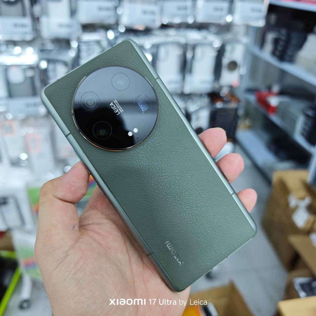 小米13 Ultra二手转让 12+256G版仅售$329