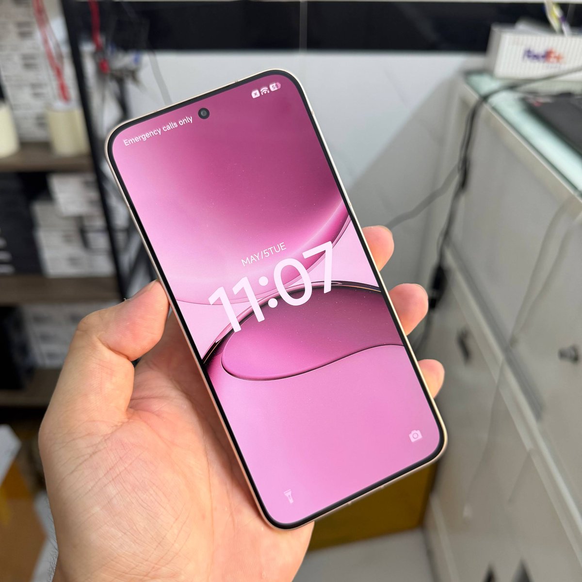 Redmi Turbo 4 Pro二手转让 12/256G售价$245