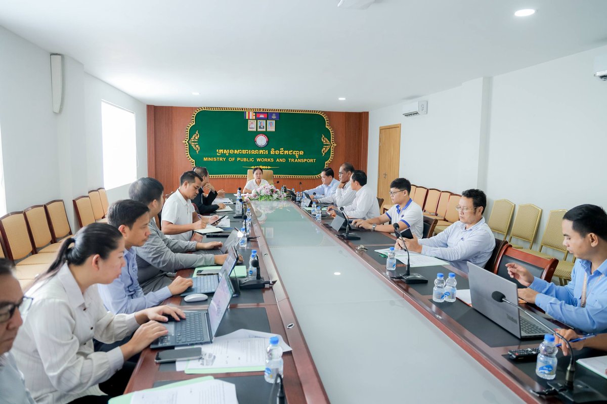 劳工部召开工人通勤车辆安全会议 强化司机驾驶证考核