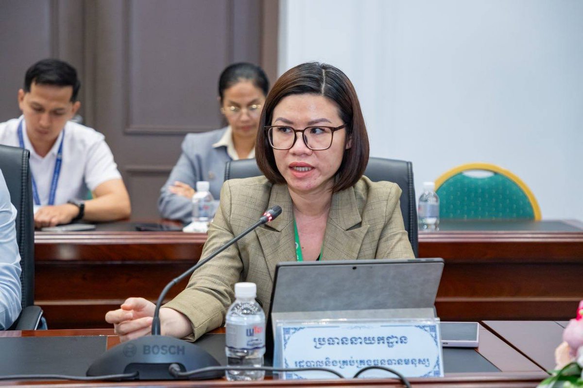 柬埔寨国家社会保障基金局召开月度工作总结会议 优化社保服务