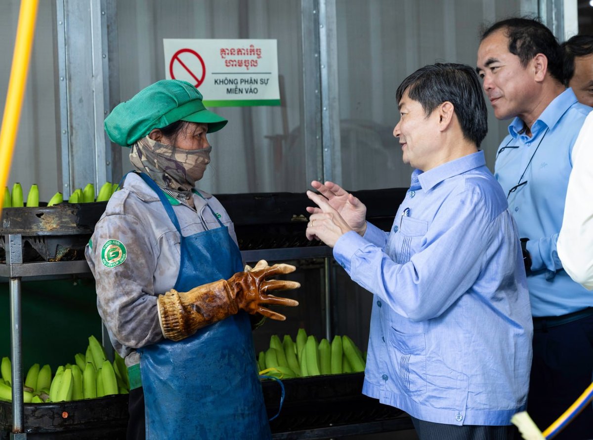 劳工部部长恒索视察桔井省THACO AGRI 计划年内扩招7