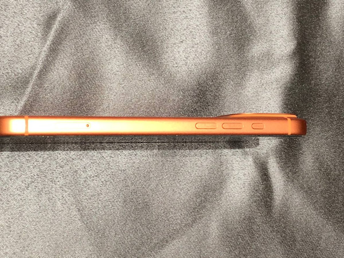 西港转让iPhone17ProMax 256G国行 电池100% $1250