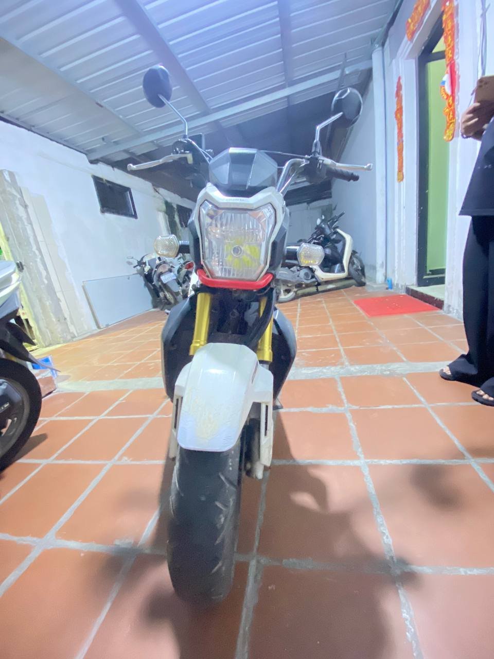 西港转让本田祖玛摩托车 售价$568 车况良好可小刀