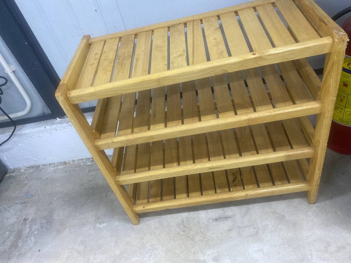西港二手家具打包转让 餐桌梳妆台等$200 自取