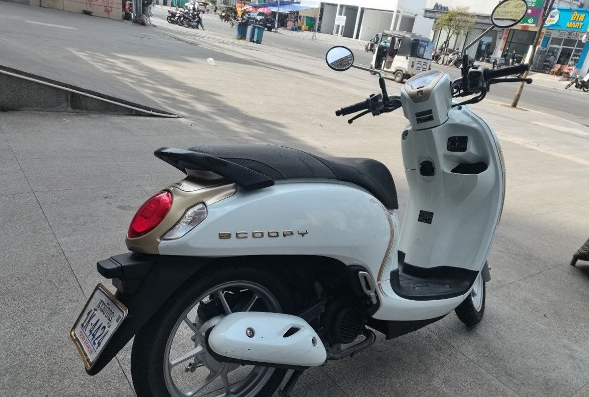 西港转让99新本田Scoopy四代 手续齐全带ID卡 $1250